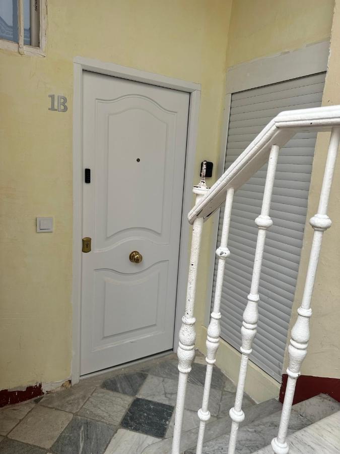 Apartamento Nebro Sol Cádiz Exterior photo